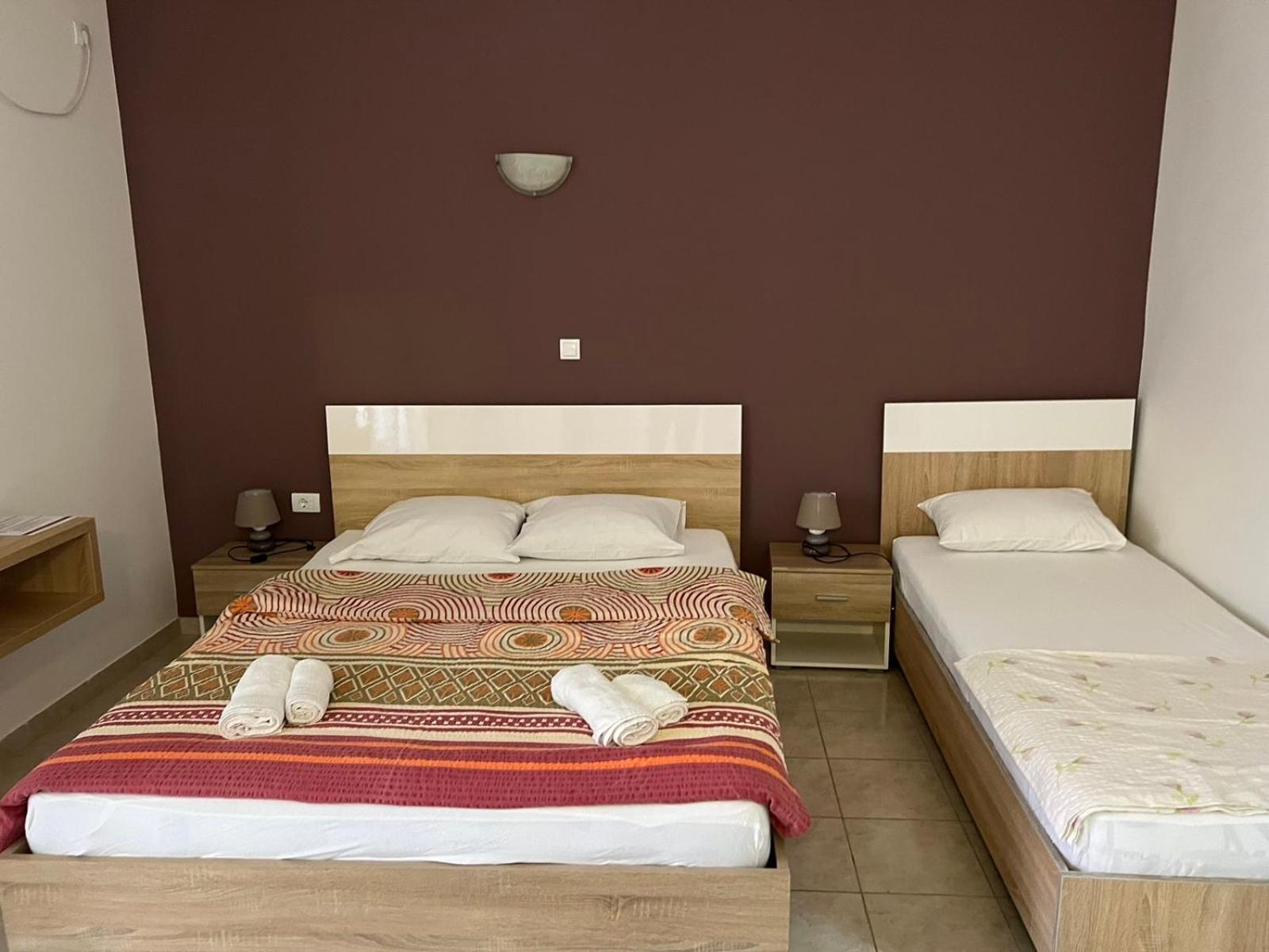 Apartments Adrian Ulcinj Exterior photo