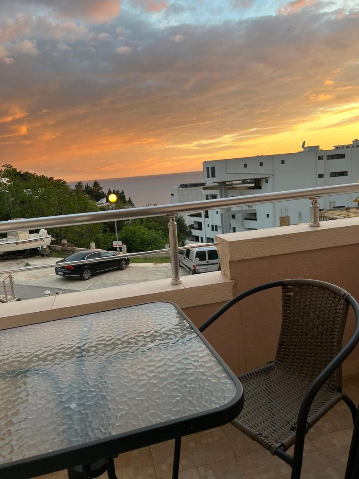 Apartments Adrian Ulcinj Exterior photo